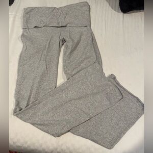 SKIMS Heather Gray Fold Over Lounge Pants. Size M